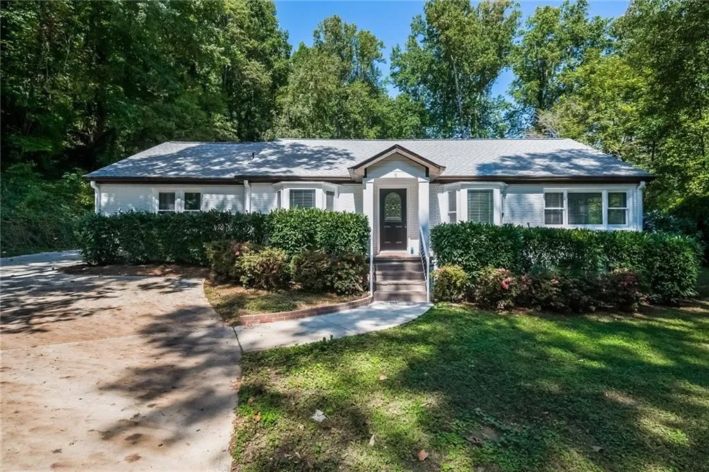 60 Hardeman Road, Atlanta, Georgia 30342, 6 Bedrooms Bedrooms, ,3 BathroomsBathrooms,Residential,Sold,60 Hardeman Road,5958388