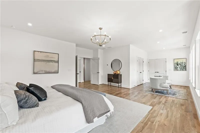 1010 Edgewater Drive, Atlanta, Georgia 30328, 5 Bedrooms Bedrooms, ,5 BathroomsBathrooms,Residential,Sold,1010 Edgewater Drive,7519346