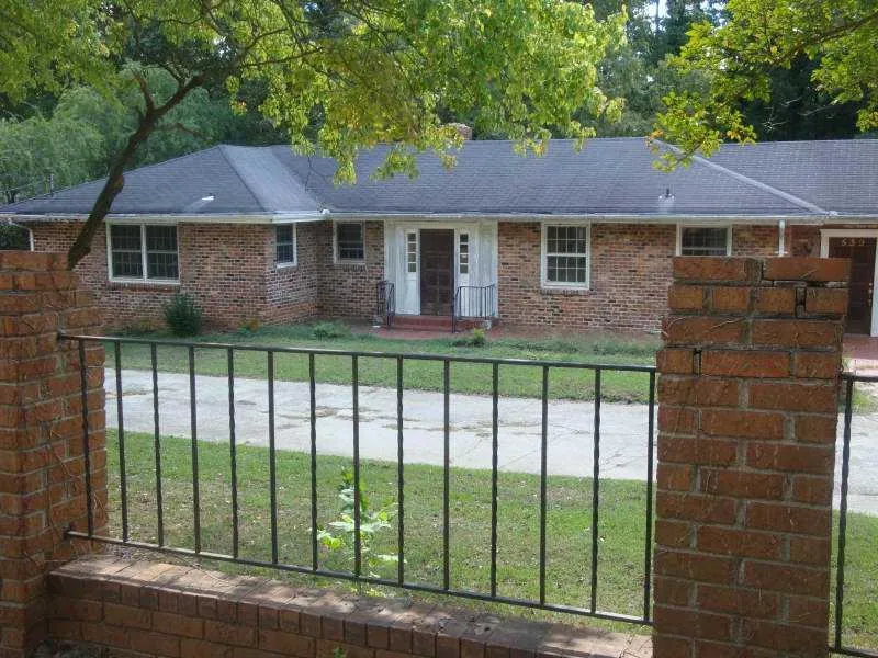 539 Johnson Ferry Road Ne, Sandy Springs, Georgia 30328, 4 Bedrooms Bedrooms, ,3 BathroomsBathrooms,Residential,Sold,539 Johnson Ferry Road Ne,4279361