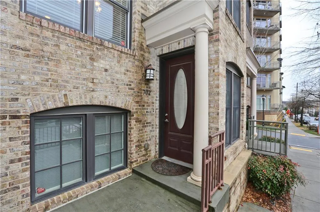 702 Cosmopolitan Drive Unit 702, Atlanta, Georgia 30324, 3 Bedrooms Bedrooms, ,3 BathroomsBathrooms,Residential,Sold,702 Cosmopolitan Drive Unit 702,5643613