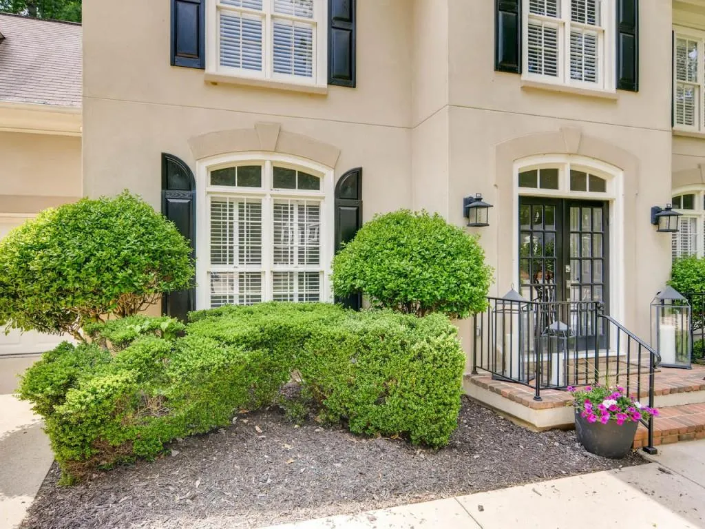 115 Landseer Way, Sandy Springs, Georgia 30350, 5 Bedrooms Bedrooms, ,4 BathroomsBathrooms,Residential,Sold,115 Landseer Way,6010842