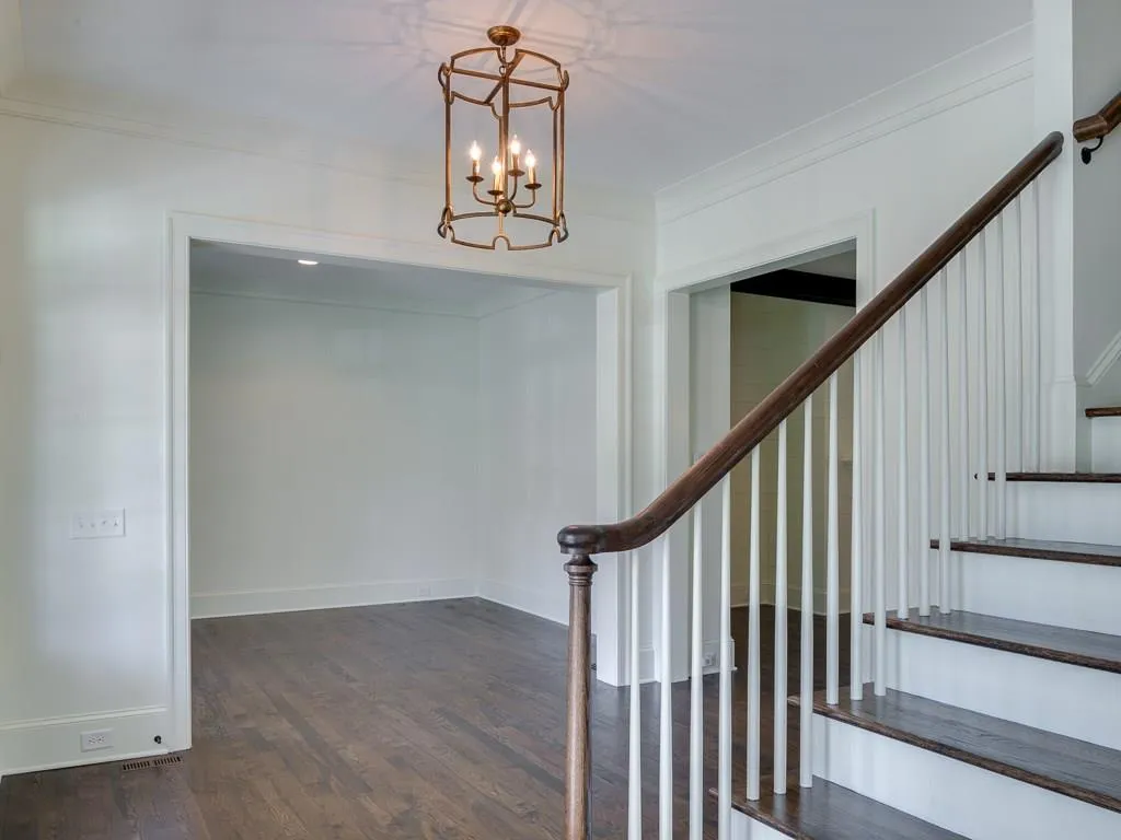 325 Eppington Drive Nw, Atlanta, Georgia 30327, 5 Bedrooms Bedrooms, ,5 BathroomsBathrooms,Residential,Sold,325 Eppington Drive Nw,5950017