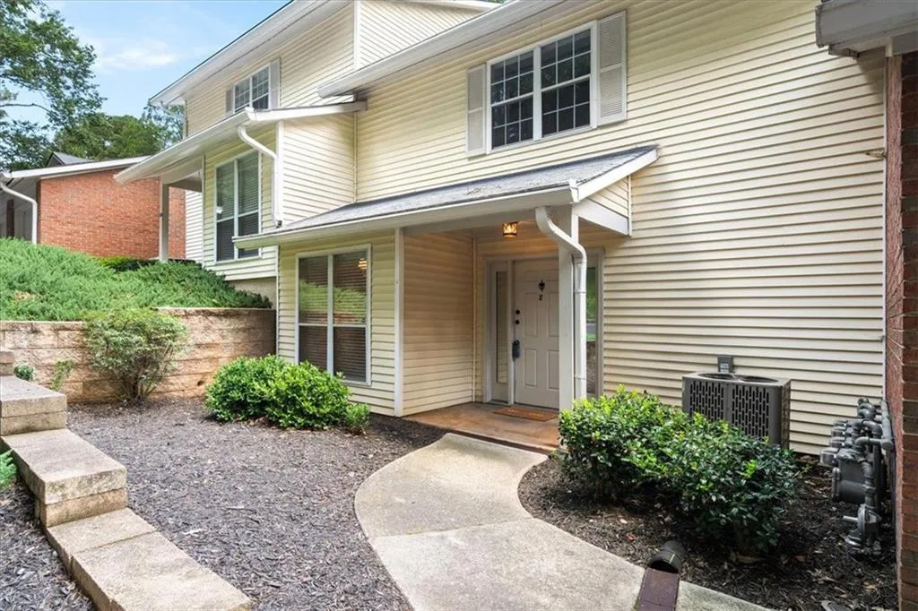 6806 Glenridge Drive Unit E, Atlanta, Georgia 30328, 2 Bedrooms Bedrooms, ,2 BathroomsBathrooms,Residential,For Sale,6806 Glenridge Drive Unit E,7625892
