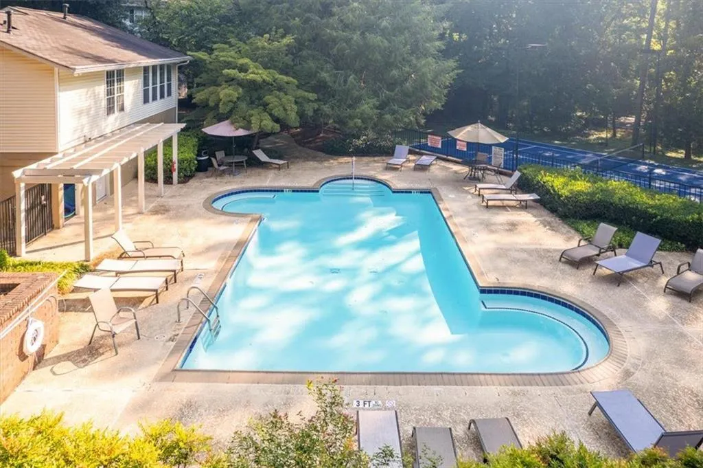 6806 Glenridge Drive Unit E, Atlanta, Georgia 30328, 2 Bedrooms Bedrooms, ,2 BathroomsBathrooms,Residential,For Sale,6806 Glenridge Drive Unit E,7625892