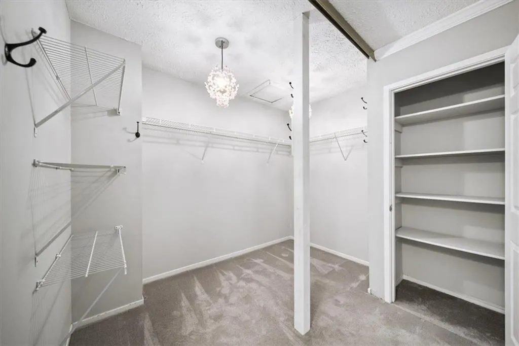 6806 Glenridge Drive Unit E, Atlanta, Georgia 30328, 2 Bedrooms Bedrooms, ,2 BathroomsBathrooms,Residential,For Sale,6806 Glenridge Drive Unit E,7625892