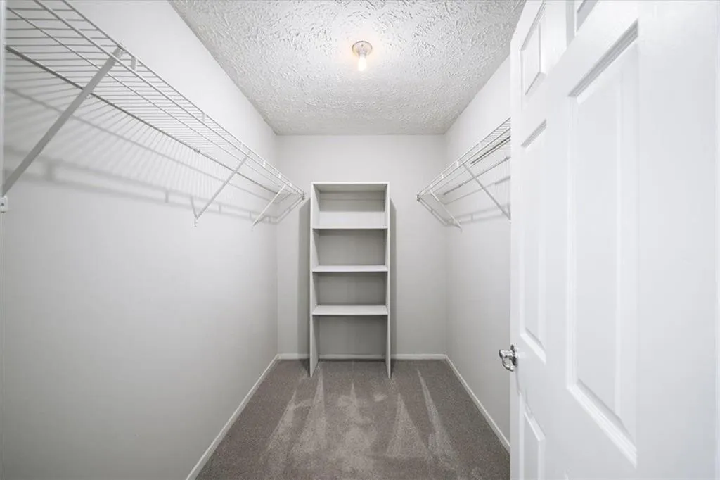 6806 Glenridge Drive Unit E, Atlanta, Georgia 30328, 2 Bedrooms Bedrooms, ,2 BathroomsBathrooms,Residential,For Sale,6806 Glenridge Drive Unit E,7625892