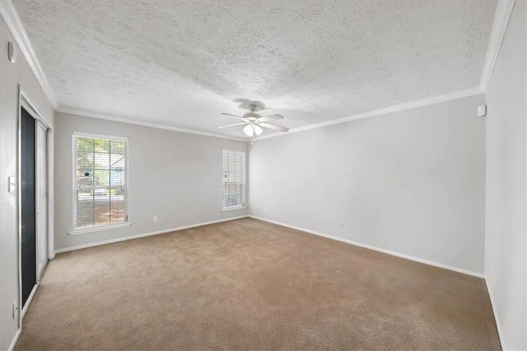 6806 Glenridge Drive Unit E, Atlanta, Georgia 30328, 2 Bedrooms Bedrooms, ,2 BathroomsBathrooms,Residential,For Sale,6806 Glenridge Drive Unit E,7625892