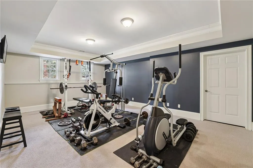 654 Windsor Parkway, Sandy Springs, Georgia 30342, 6 Bedrooms Bedrooms, ,5 BathroomsBathrooms,Residential,For Sale,654 Windsor Parkway,7707547