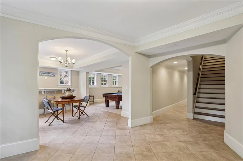 654 Windsor Parkway, Sandy Springs, Georgia 30342, 6 Bedrooms Bedrooms, ,5 BathroomsBathrooms,Residential,For Sale,654 Windsor Parkway,7707547