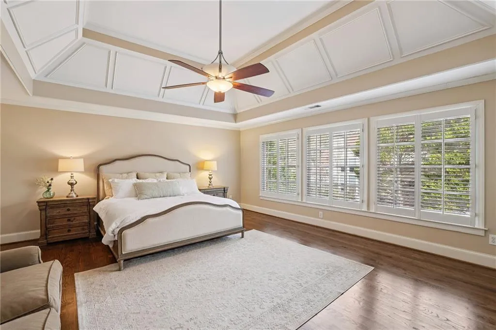 654 Windsor Parkway, Sandy Springs, Georgia 30342, 6 Bedrooms Bedrooms, ,5 BathroomsBathrooms,Residential,For Sale,654 Windsor Parkway,7707547