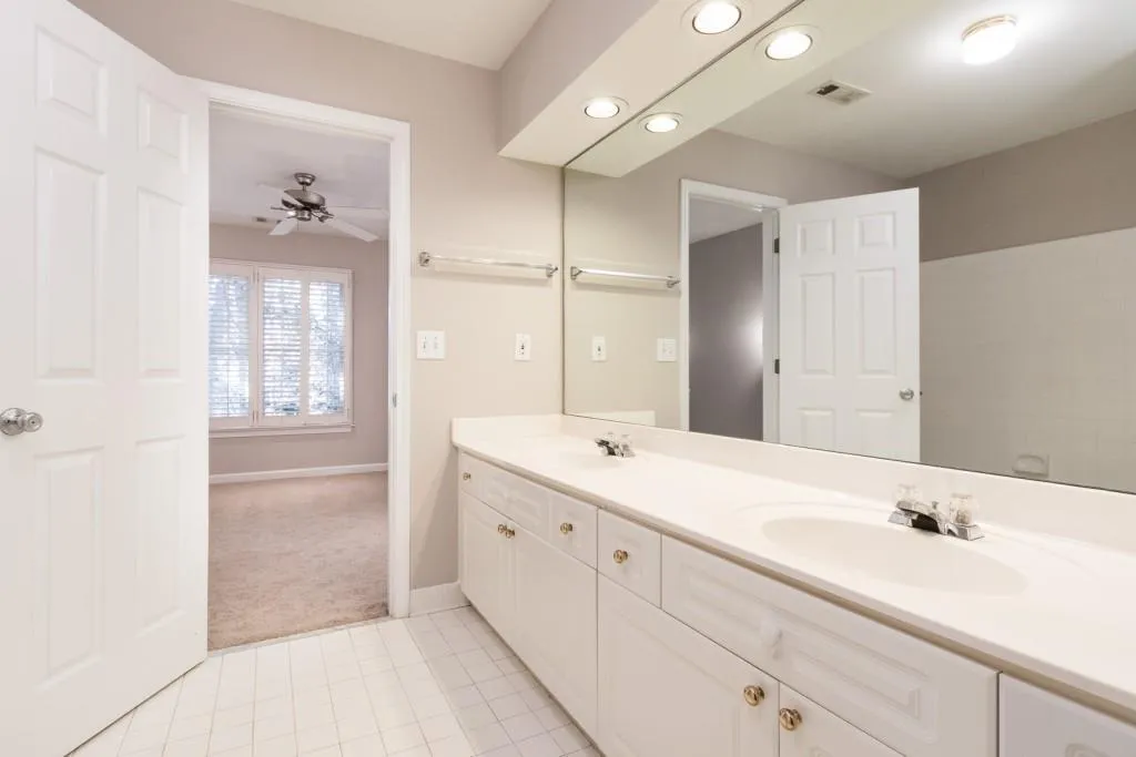 315 Craighead Drive, Sandy Springs, Georgia 30319, 4 Bedrooms Bedrooms, ,3 BathroomsBathrooms,Residential,Sold,315 Craighead Drive,5645165