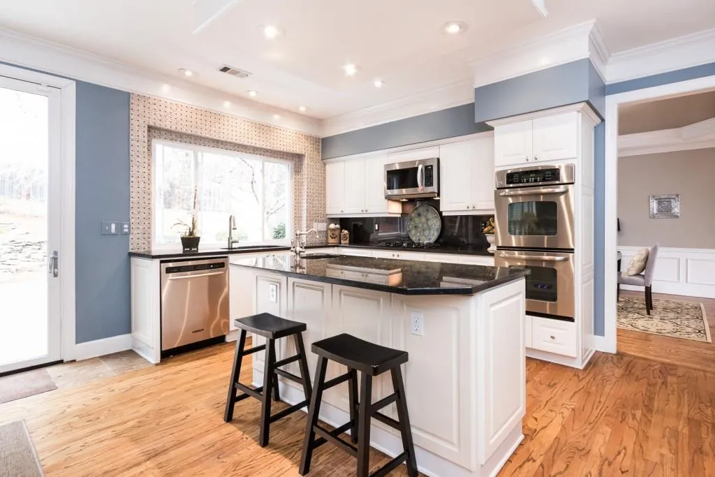 315 Craighead Drive, Sandy Springs, Georgia 30319, 4 Bedrooms Bedrooms, ,3 BathroomsBathrooms,Residential,Sold,315 Craighead Drive,5645165