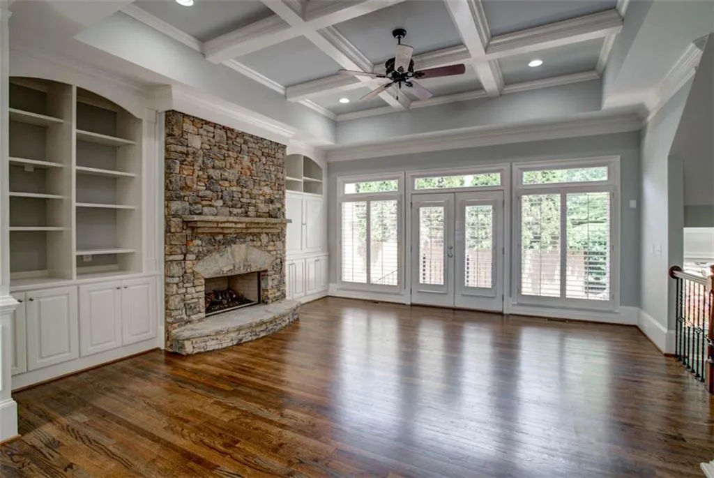 105 Glengate Avenue, Atlanta, Georgia 30328, 4 Bedrooms Bedrooms, ,3 BathroomsBathrooms,Residential,Sold,105 Glengate Avenue,6598057