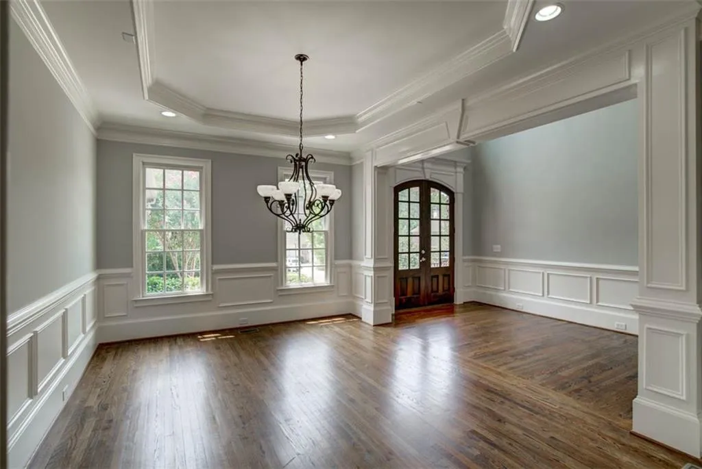 105 Glengate Avenue, Atlanta, Georgia 30328, 4 Bedrooms Bedrooms, ,3 BathroomsBathrooms,Residential,Sold,105 Glengate Avenue,6598057