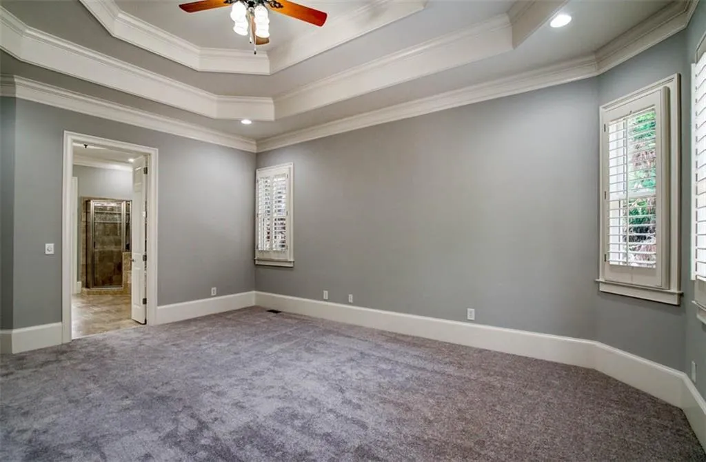 105 Glengate Avenue, Atlanta, Georgia 30328, 4 Bedrooms Bedrooms, ,3 BathroomsBathrooms,Residential,Sold,105 Glengate Avenue,6598057