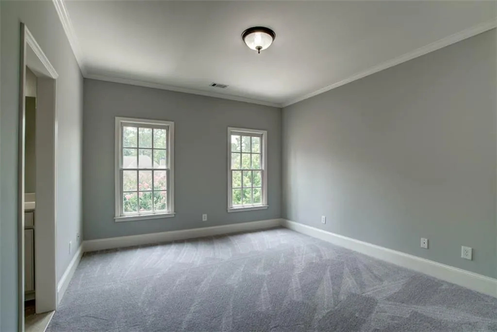 105 Glengate Avenue, Atlanta, Georgia 30328, 4 Bedrooms Bedrooms, ,3 BathroomsBathrooms,Residential,Sold,105 Glengate Avenue,6598057