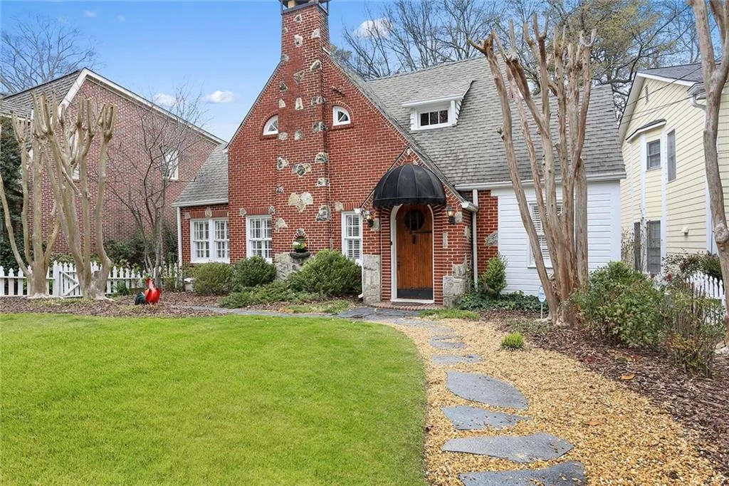 578 Montgomery Ferry Road, Atlanta, Georgia 30324, 3 Bedrooms Bedrooms, ,2 BathroomsBathrooms,Residential,Sold,578 Montgomery Ferry Road,5820311