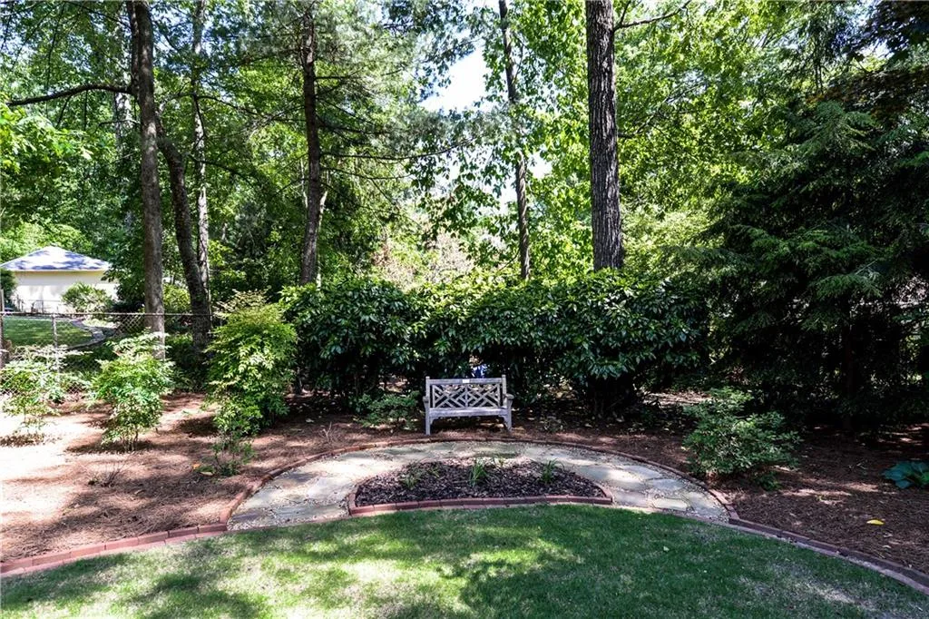 525 Timber Valley Road, Atlanta, Georgia 30342, 3 Bedrooms Bedrooms, ,2 BathroomsBathrooms,Residential,Sold,525 Timber Valley Road,5844671