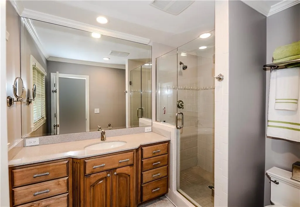 525 Timber Valley Road, Atlanta, Georgia 30342, 3 Bedrooms Bedrooms, ,2 BathroomsBathrooms,Residential,Sold,525 Timber Valley Road,5844671