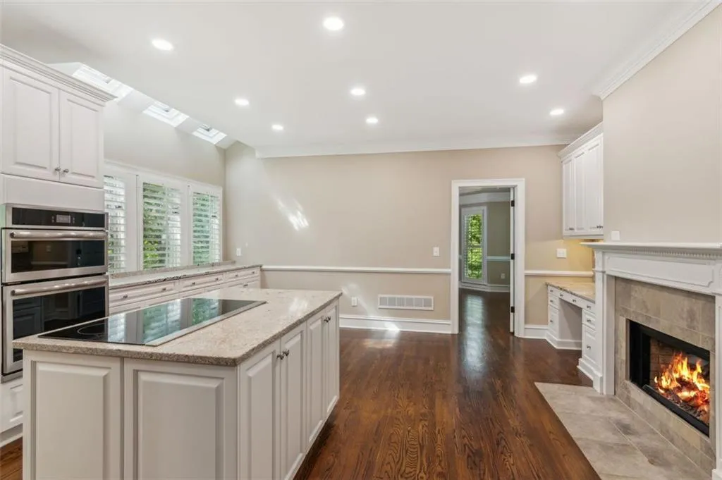 4217 Wieuca Overlook Ne, Atlanta, Georgia 30342, 5 Bedrooms Bedrooms, ,5 BathroomsBathrooms,Residential,For Sale,4217 Wieuca Overlook Ne,7580152