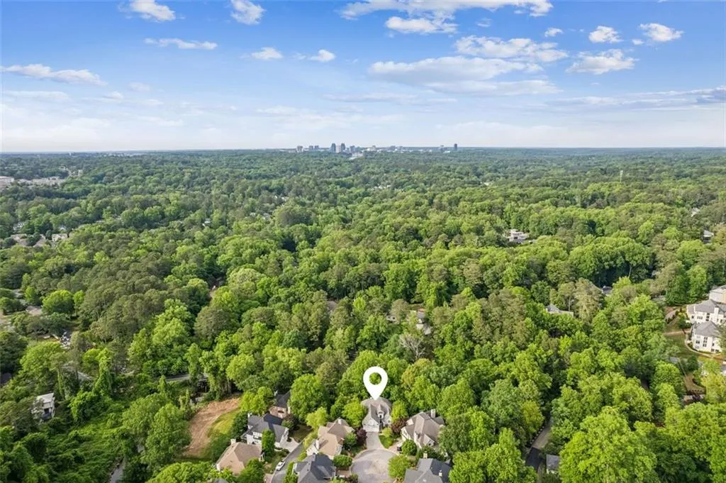 4217 Wieuca Overlook Ne, Atlanta, Georgia 30342, 5 Bedrooms Bedrooms, ,5 BathroomsBathrooms,Residential,For Sale,4217 Wieuca Overlook Ne,7580152