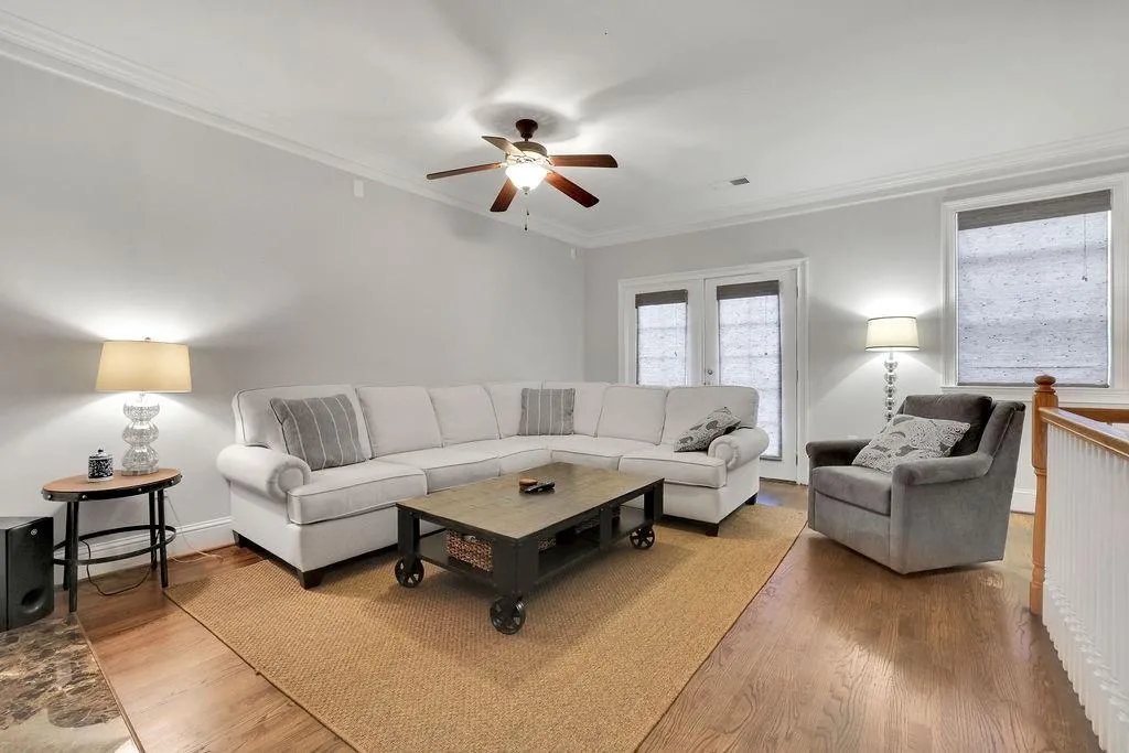 1104 Glenridge Place, Atlanta, Georgia 30342, 2 Bedrooms Bedrooms, ,2 BathroomsBathrooms,Residential,Sold,1104 Glenridge Place,7160668