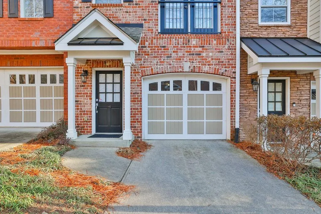 1104 Glenridge Place, Atlanta, Georgia 30342, 2 Bedrooms Bedrooms, ,2 BathroomsBathrooms,Residential,Sold,1104 Glenridge Place,7160668