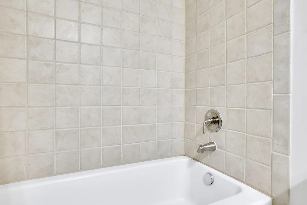 1104 Glenridge Place, Atlanta, Georgia 30342, 2 Bedrooms Bedrooms, ,2 BathroomsBathrooms,Residential,Sold,1104 Glenridge Place,7160668