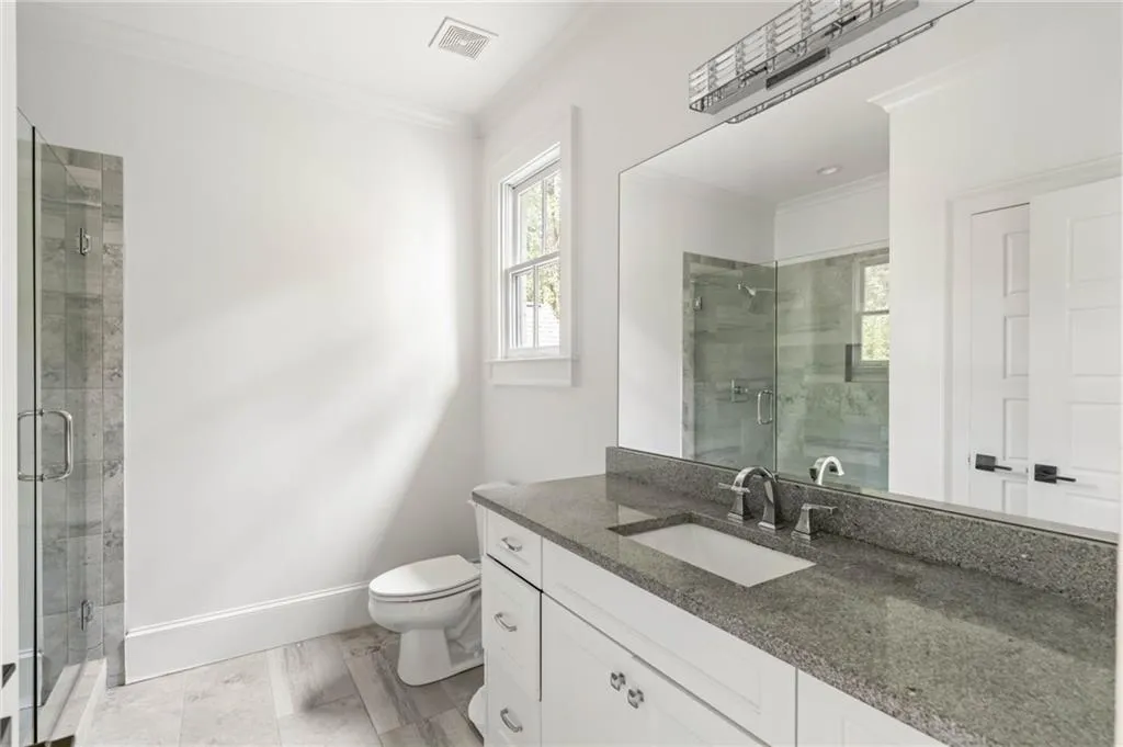 4715 Lake Forrest Drive, Atlanta, Georgia 30342, 6 Bedrooms Bedrooms, ,6 BathroomsBathrooms,Residential,For Sale,4715 Lake Forrest Drive,7639715