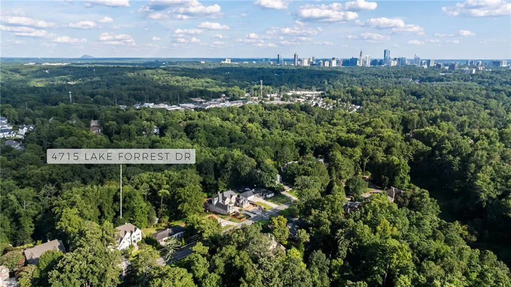 4715 Lake Forrest Drive, Atlanta, Georgia 30342, 6 Bedrooms Bedrooms, ,6 BathroomsBathrooms,Residential,For Sale,4715 Lake Forrest Drive,7639715