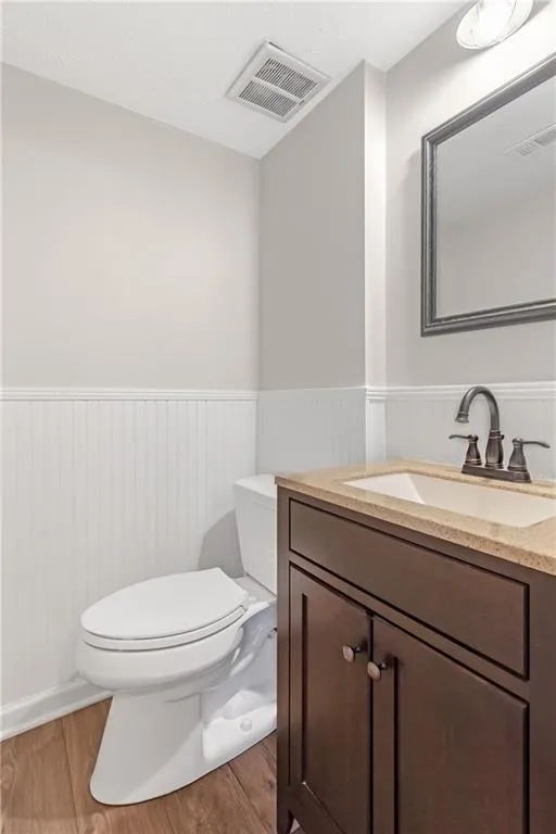 12 Surry County Place Nw, Atlanta, Georgia 30318, 2 Bedrooms Bedrooms, 0 ,2 BathroomsBathrooms,Residential,For Sale,12 Surry County Place Nw,7725887