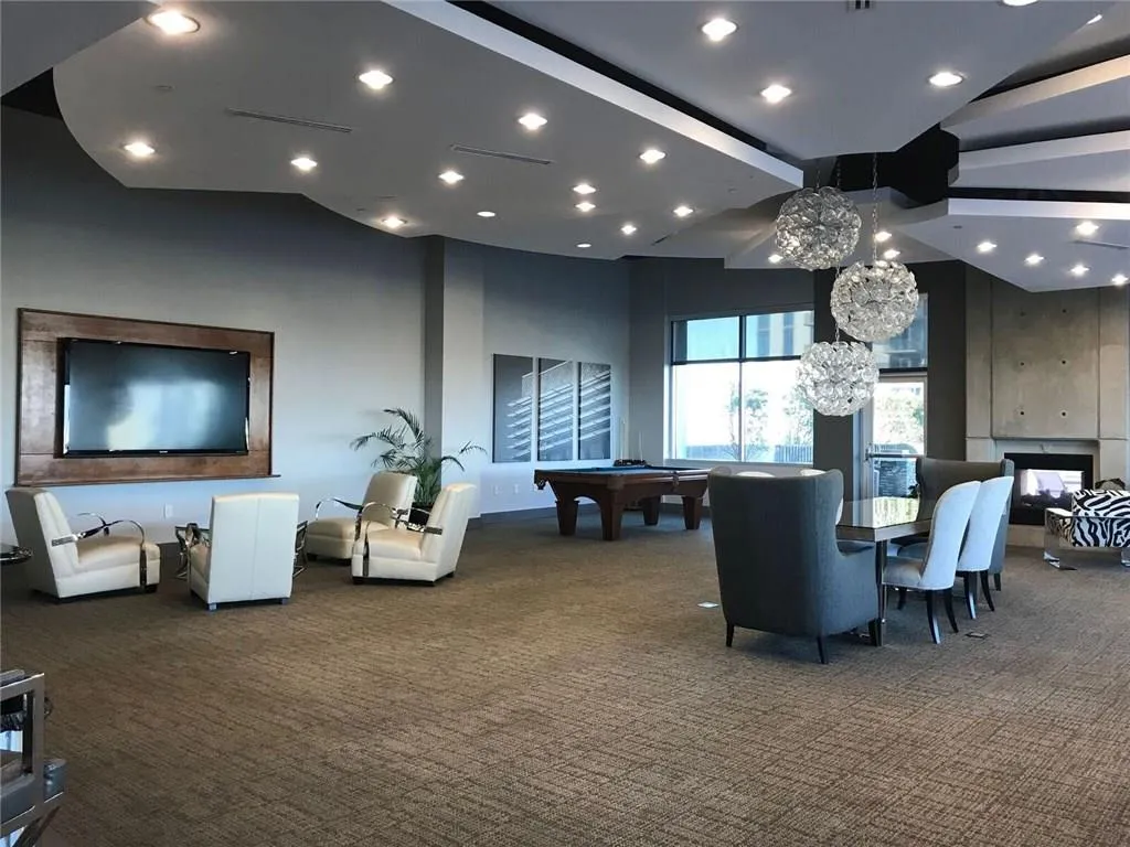 250 Pharr Road Ne Unit 814, Atlanta, Georgia 30305, 1 Bedroom Bedrooms, ,1 BathroomBathrooms,Residential,Sold,250 Pharr Road Ne Unit 814,6010034