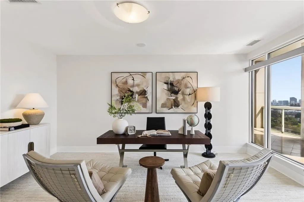 2881 Peachtree Road Ne Unit 2304, Atlanta, Georgia 30305, 3 Bedrooms Bedrooms, 0 ,2 BathroomsBathrooms,Residential,For Sale,2881 Peachtree Road Ne Unit 2304,7818650