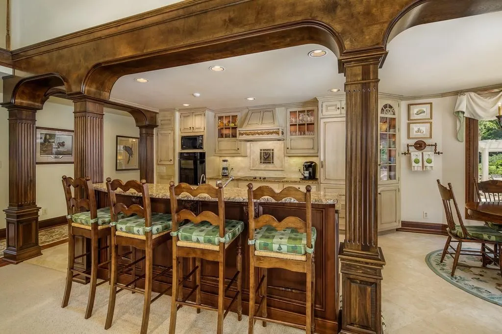 3445 Spalding Drive, Sandy Springs, Georgia 30350, 6 Bedrooms Bedrooms, ,3 BathroomsBathrooms,Residential,Sold,3445 Spalding Drive,6725369