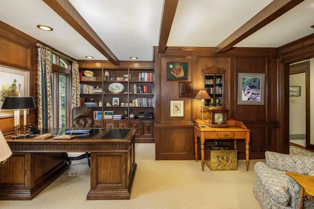 3445 Spalding Drive, Sandy Springs, Georgia 30350, 6 Bedrooms Bedrooms, ,3 BathroomsBathrooms,Residential,Sold,3445 Spalding Drive,6725369