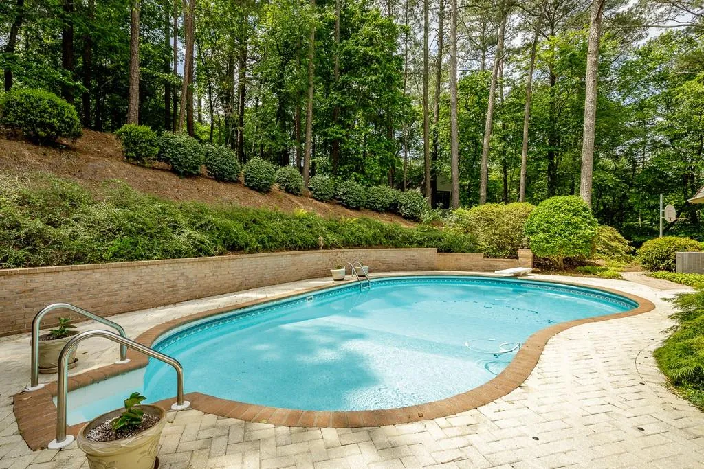 3445 Spalding Drive, Sandy Springs, Georgia 30350, 6 Bedrooms Bedrooms, ,3 BathroomsBathrooms,Residential,Sold,3445 Spalding Drive,6725369