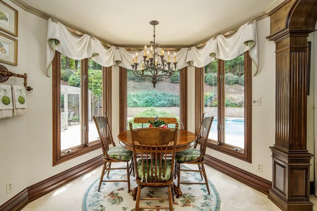 3445 Spalding Drive, Sandy Springs, Georgia 30350, 6 Bedrooms Bedrooms, ,3 BathroomsBathrooms,Residential,Sold,3445 Spalding Drive,6725369