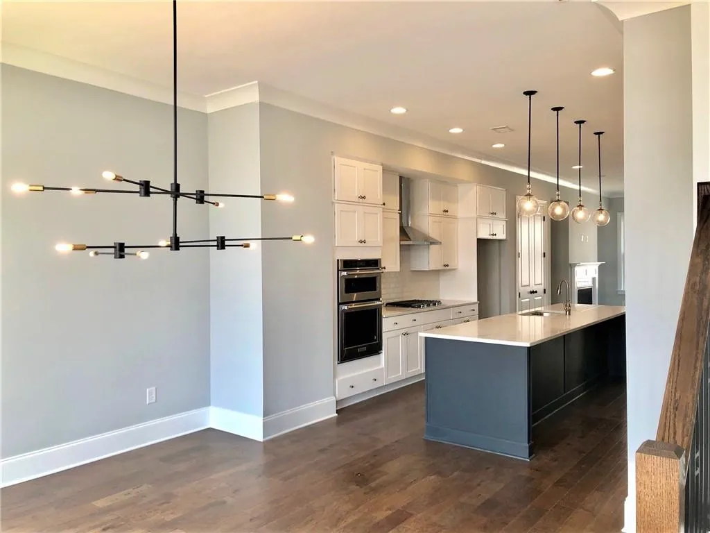 6813 Crescendo Court Unit 247, Sandy Springs, Georgia 30328, 3 Bedrooms Bedrooms, ,3 BathroomsBathrooms,Residential,Sold,6813 Crescendo Court Unit 247,6695535