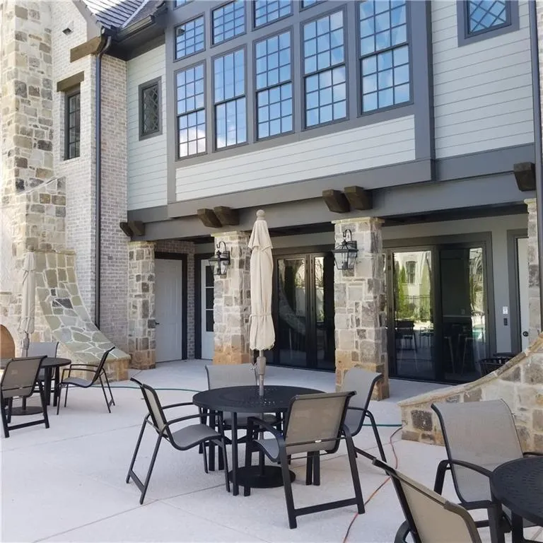 6813 Crescendo Court Unit 247, Sandy Springs, Georgia 30328, 3 Bedrooms Bedrooms, ,3 BathroomsBathrooms,Residential,Sold,6813 Crescendo Court Unit 247,6695535