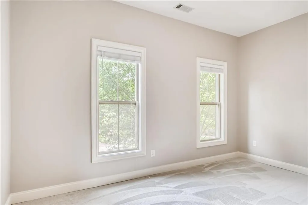 815 Perennial Drive, Sandy Springs, Georgia 30328, 3 Bedrooms Bedrooms, ,3 BathroomsBathrooms,Residential,Sold,815 Perennial Drive,6748901