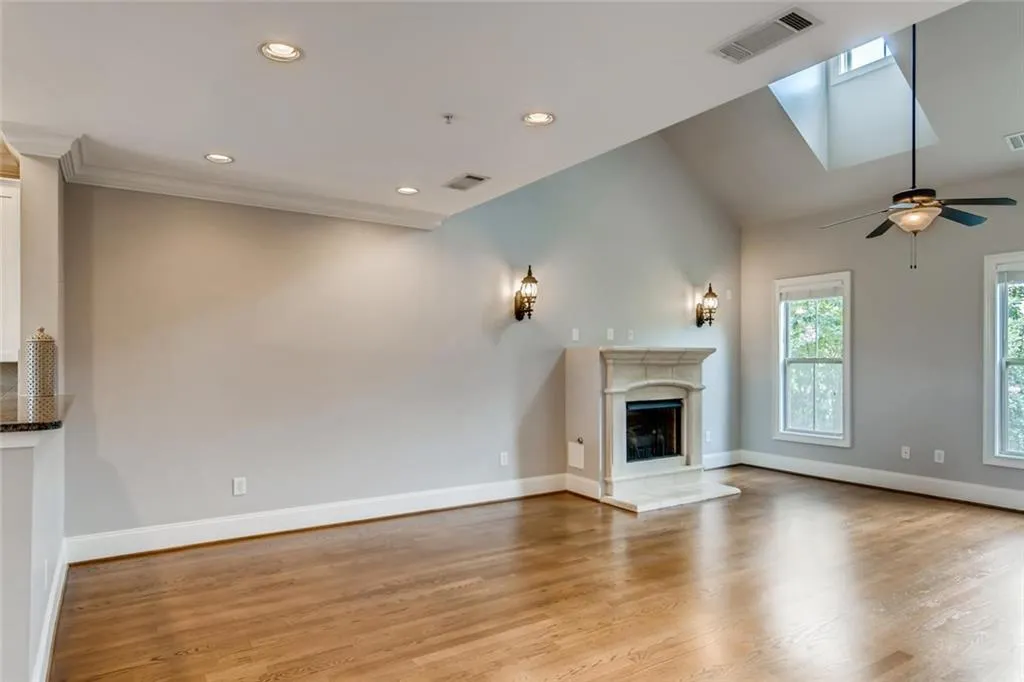 815 Perennial Drive, Sandy Springs, Georgia 30328, 3 Bedrooms Bedrooms, ,3 BathroomsBathrooms,Residential,Sold,815 Perennial Drive,6748901