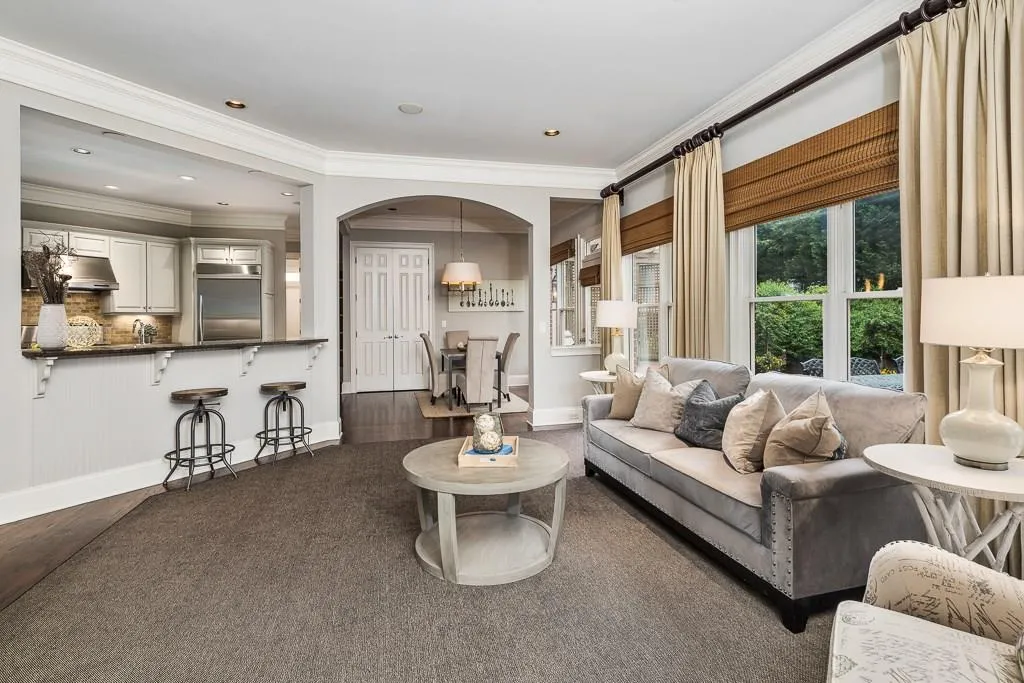 825 Glengate Place, Sandy Springs, Georgia 30328, 6 Bedrooms Bedrooms, ,5 BathroomsBathrooms,Residential,Sold,825 Glengate Place,5994068 825 Glengate Place, Sandy Springs, Georgia 30328, 6 Bedrooms Bedrooms, ,5 BathroomsBathrooms,Residential,Sold,825 Glengate Place,5994068