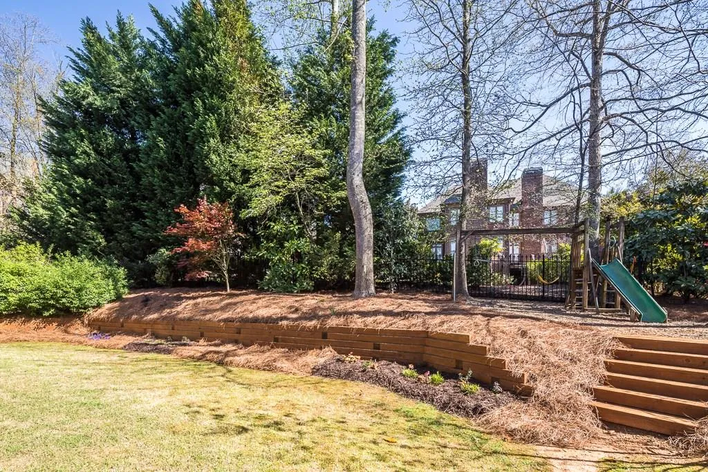 825 Glengate Place, Sandy Springs, Georgia 30328, 6 Bedrooms Bedrooms, ,5 BathroomsBathrooms,Residential,Sold,825 Glengate Place,5994068 825 Glengate Place, Sandy Springs, Georgia 30328, 6 Bedrooms Bedrooms, ,5 BathroomsBathrooms,Residential,Sold,825 Glengate Place,5994068