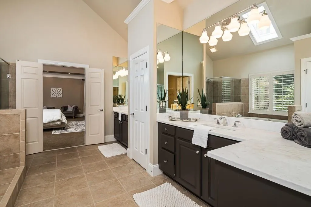 825 Glengate Place, Sandy Springs, Georgia 30328, 6 Bedrooms Bedrooms, ,5 BathroomsBathrooms,Residential,Sold,825 Glengate Place,5994068 825 Glengate Place, Sandy Springs, Georgia 30328, 6 Bedrooms Bedrooms, ,5 BathroomsBathrooms,Residential,Sold,825 Glengate Place,5994068