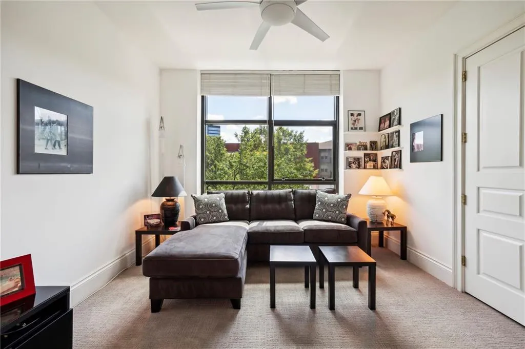 750 Park Avenue Ne Unit 6s, Atlanta, Georgia 30326, 2 Bedrooms Bedrooms, ,2 BathroomsBathrooms,Residential,For Sale,750 Park Avenue Ne Unit 6s,7373452