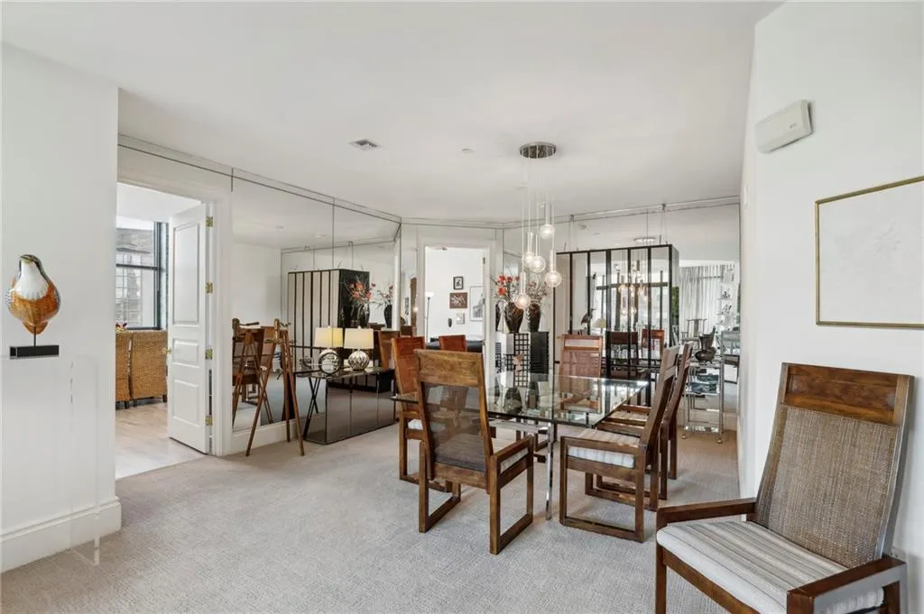750 Park Avenue Ne Unit 6s, Atlanta, Georgia 30326, 2 Bedrooms Bedrooms, ,2 BathroomsBathrooms,Residential,For Sale,750 Park Avenue Ne Unit 6s,7373452