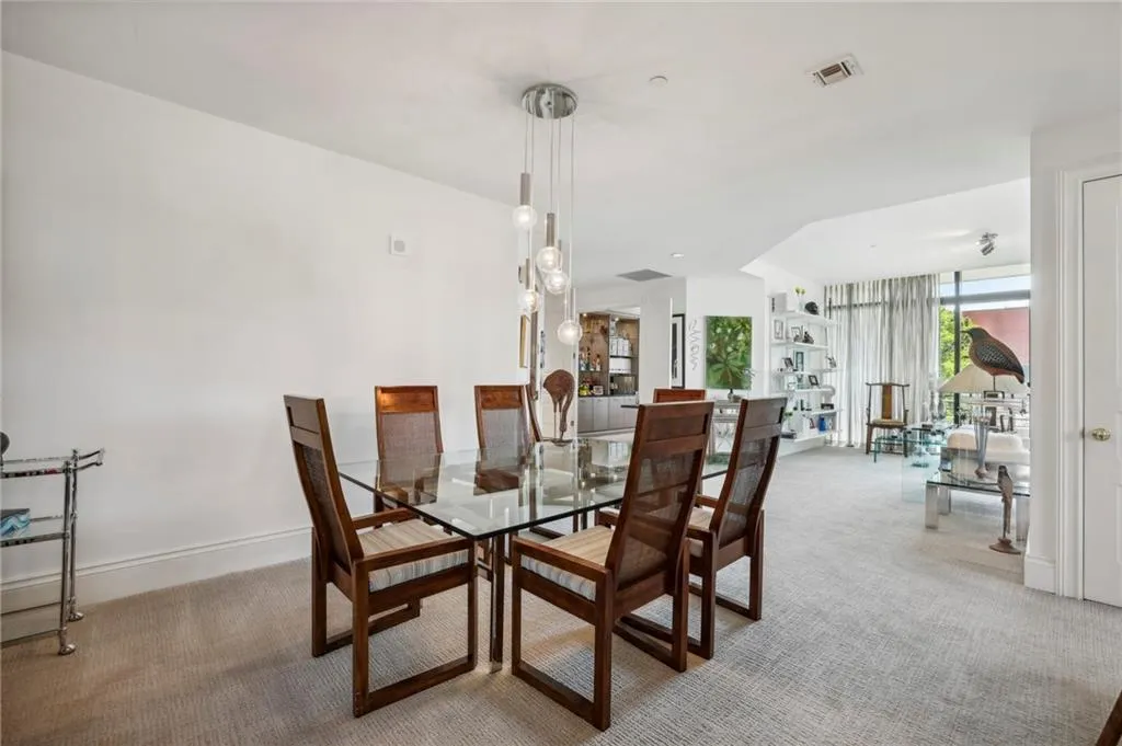 750 Park Avenue Ne Unit 6s, Atlanta, Georgia 30326, 2 Bedrooms Bedrooms, ,2 BathroomsBathrooms,Residential,For Sale,750 Park Avenue Ne Unit 6s,7373452