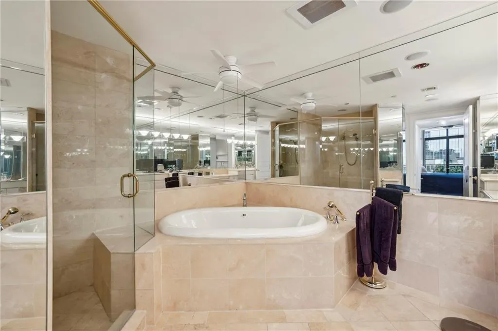 750 Park Avenue Ne Unit 6s, Atlanta, Georgia 30326, 2 Bedrooms Bedrooms, ,2 BathroomsBathrooms,Residential,For Sale,750 Park Avenue Ne Unit 6s,7373452
