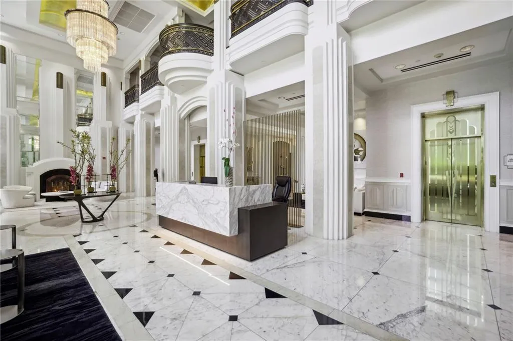 750 Park Avenue Ne Unit 6s, Atlanta, Georgia 30326, 2 Bedrooms Bedrooms, ,2 BathroomsBathrooms,Residential,For Sale,750 Park Avenue Ne Unit 6s,7373452