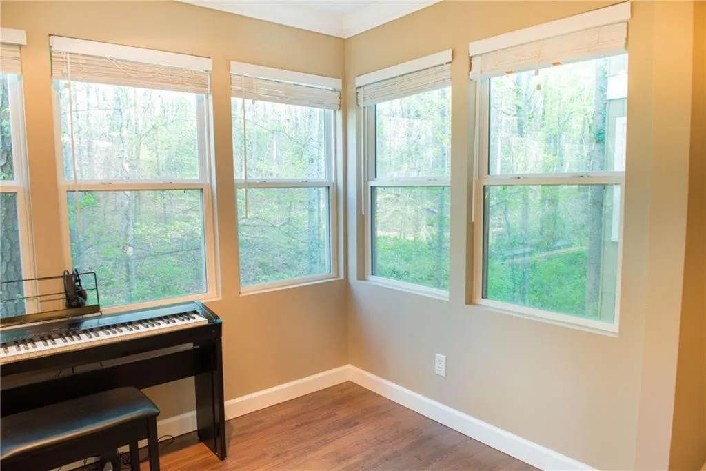 5149 Roswell Road Unit 1/49, Atlanta, Georgia 30342, 2 Bedrooms Bedrooms, ,1 BathroomBathrooms,Residential,Sold,5149 Roswell Road Unit 1/49,5830103